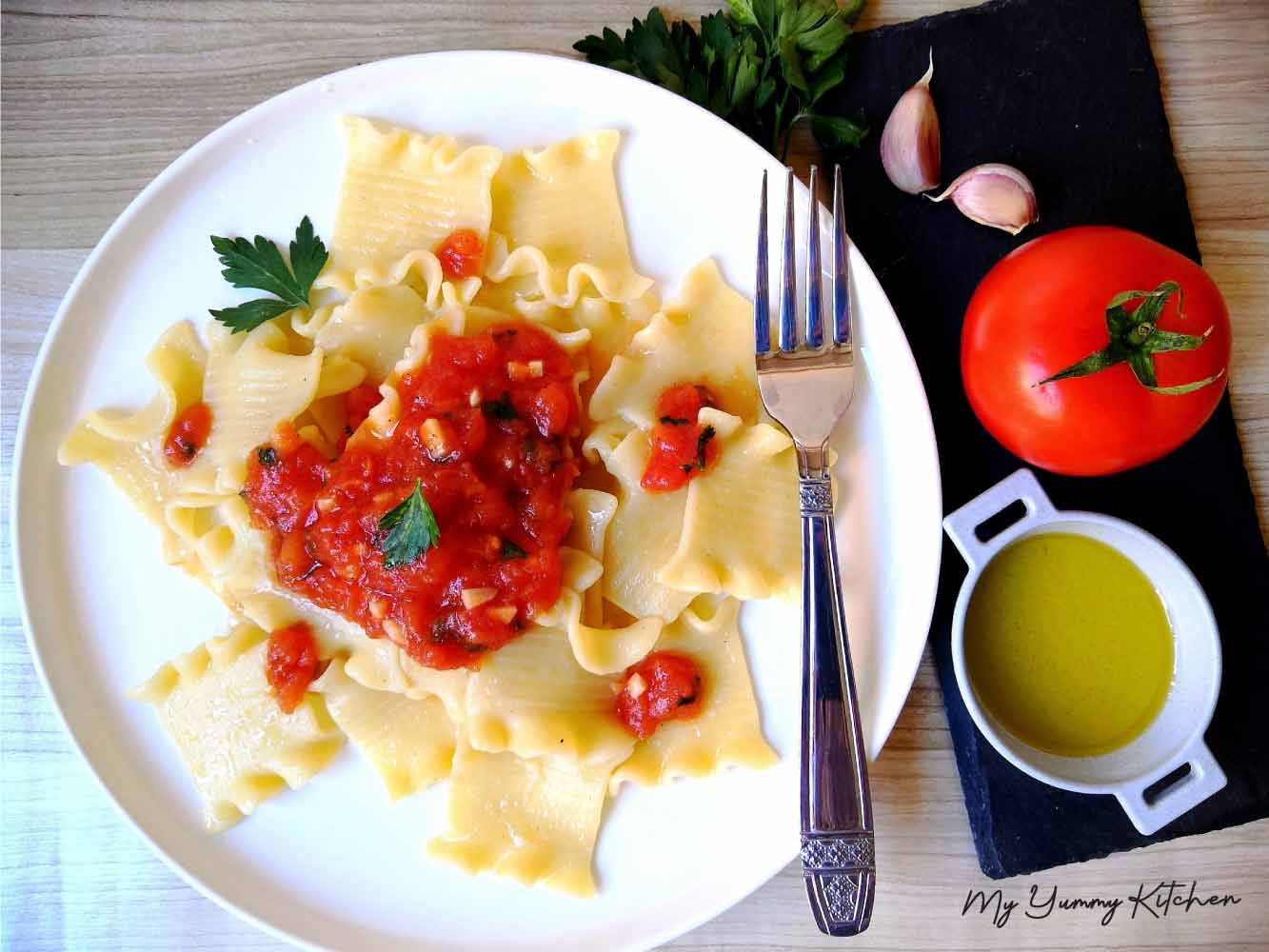 Pâtes à la Sauce Tomate – Ail – Huile d&rsquo;olive